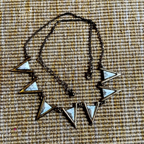 Jewelry - Necklace